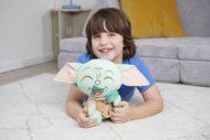 SIMBA DISNEY Mandalorian pliušinis žaislas Grogu su makarūnu, 25 cm, 6315870755