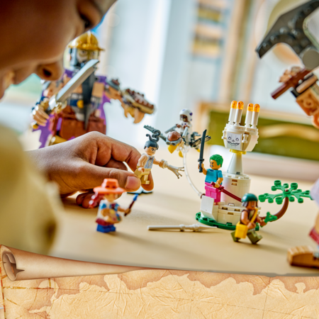 75644 LEGO® ONE PIECE Dorry prieš Brogy – Mažojo sodo milžinai 