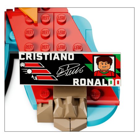43012 LEGO® Editions Cristiano Ronaldo – svarbiausi futbolo įvykiai 