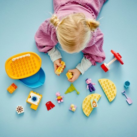 10432 LEGO® DUPLO® Kiaulytės Pepos kelionė laivu 