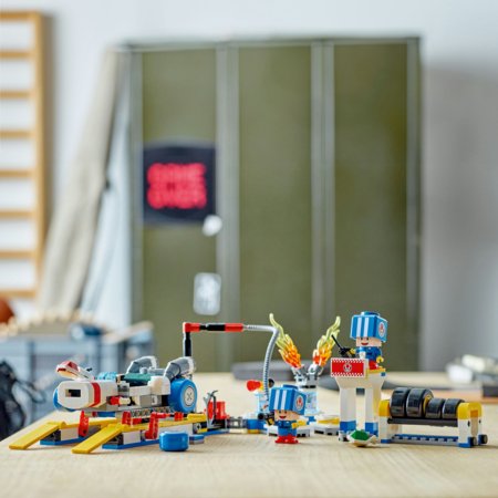 72035 LEGO® Super Mario Mario Kart™ – Toad garažas 