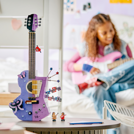 43031 LEGO® Editions Olivijos Rodrigo dviguba gitara 