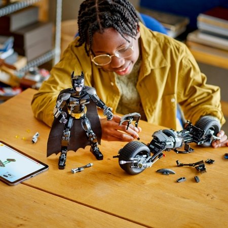 76273 LEGO® DC Batman™ Betmeno konstruojama figūrėlė ir motociklas 