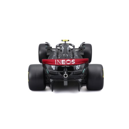 BBURAGO 1:24 automodelis su ekspozicine dėžute F1 Mercedes-AMG F1 W14 E Performance, 18-28028 