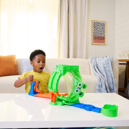 HOT WHEELS MONSTER TRUCKS MUTANT CHAOS triukų trasa su slaimu, JMK91 