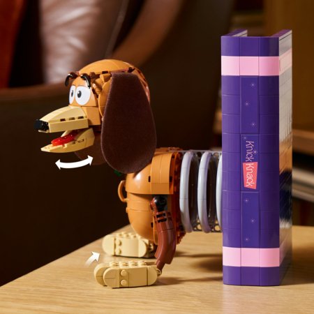 43301 LEGO® ǀ Disney ir Pixar „Žaislų istorijos“ šuniuko Slinkio knygų atramos 