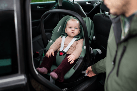 MAXI COSI automobilinė kėdutė - nešynė Pebble 360 ESSENGREEN FR, 8044047300 8044047300