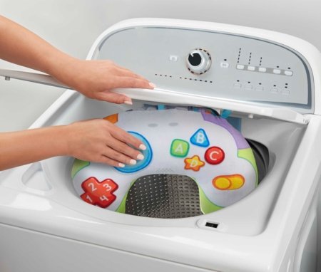 FISHER PRICE pagalvėlė „Žaidimų pultelis“, HGB89 HGB89