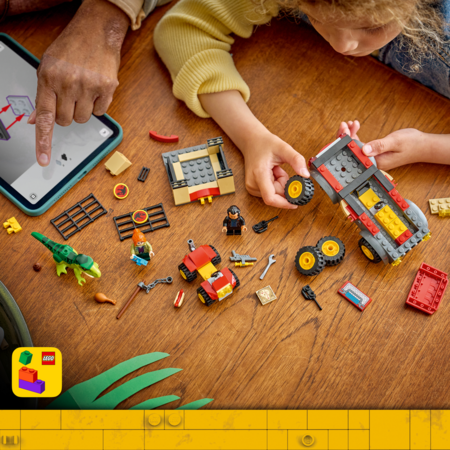 77978 LEGO® Jurassic World Jauno tiranozauro gabenimo sunkvežimis 