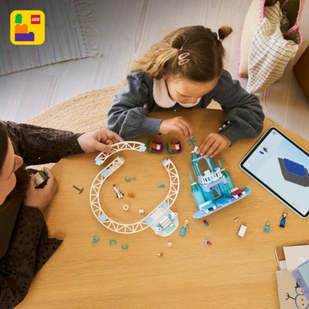43281 LEGO® ǀ „Disney Frozen“ Elzos ledo pilis ir smagus pasivažinėjimas rogėmis 