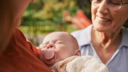 PHILIPS AVENT čiulptukai ULTRA SOFT, 0-6 mėn., 2 vnt., SCF091/38 