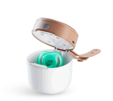 TOMMEE TIPPEE čiulptuko sterilizatorius-švytinčio čiulptuko įkroviklis NIGHTGLOW POD + čiulptukas NIGHT GLOW ULTRALIGHT, 0-6 mėn., 423790 