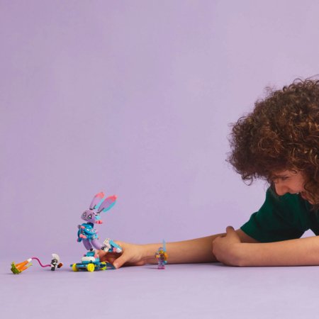 71490 LEGO® DREAMZzz™ Izzie ir žaidimų triušiukas Bunchurro 