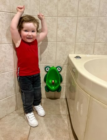 DREAMBABY pisuaras su besisukančiu taikiniu Pee-Pod, F6021 
