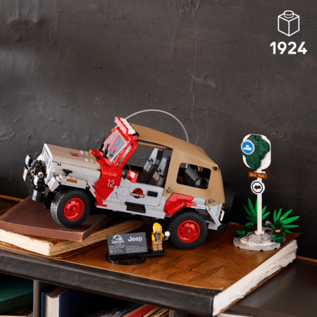 77984 LEGO® Jurassic World: Jurassic Park Jeep® Wrangler 