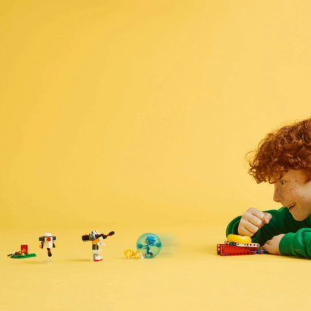 77001 LEGO® Sonic the Hedgehog™ Sonic kova prie laužo 