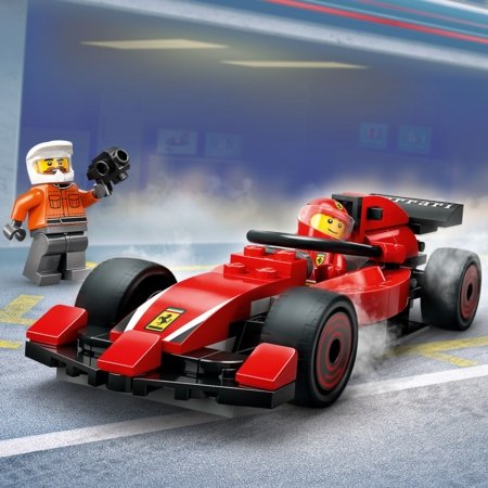 60443 LEGO® City Project Alicia 2025 F1® remonto punktas, mechanikai ir Ferrari automobilis 