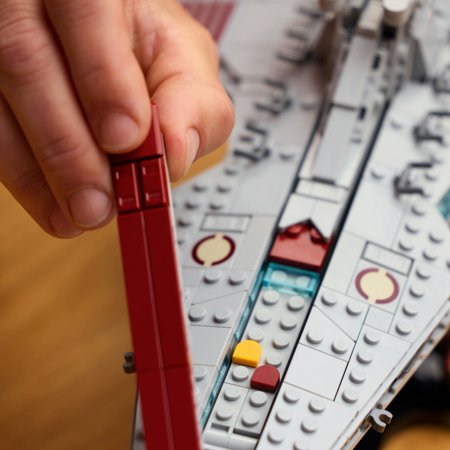 75441 LEGO® Star Wars™ „Venator“ klasės atakos kreiseris 