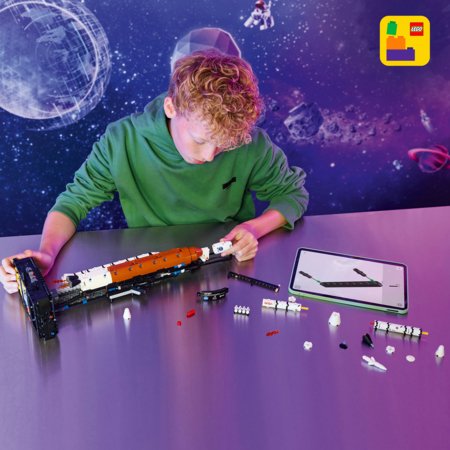 42221 LEGO® Technic NASA paleidimo į kosmosą sistemos „Artemis“ raketa 