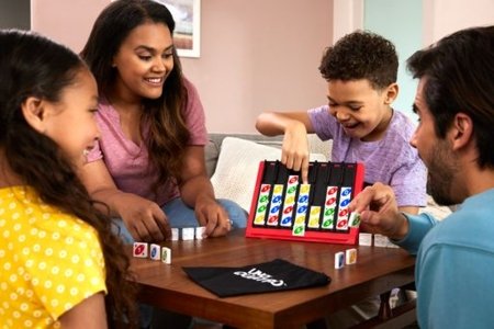 MATTEL GAMES UNO Quatro stalo žaidimas, HPF82 HPF82