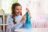 DISNEY FROZEN ICE POWER dainuojanti lėlė Elza, JLJ07 